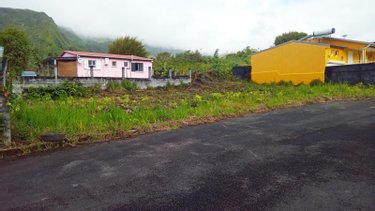 Terrain a batir a vendre La Plaine-des-Palmistes 97431 Réunion 492 m2  98000 euros