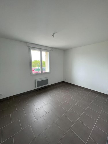 Location maison Malleville-sur-le-Bec 27800 Eure 93 m2 4 pièces 785 euros