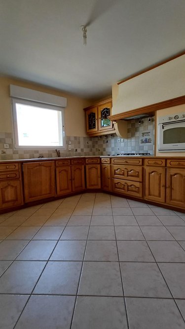 Maison a vendre Guécélard 72230 Sarthe 176 m2 6 pièces 249840 euros