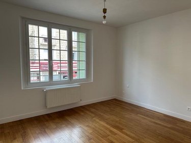 Location appartement Neufchâtel-en-Bray 76270 Seine-Maritime 67 m2 3 pièces 650 euros