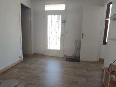 Location fonds et murs commerciaux Le Grand-Quevilly 76120 Seine-Maritime 44 m2  750 euros