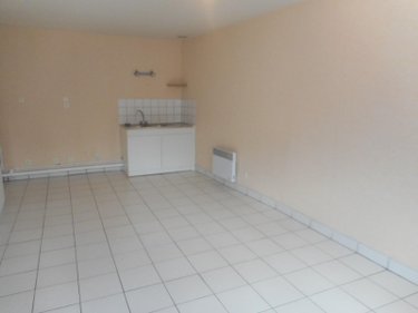 Location appartement Condé-en-Normandie 14110 Calvados 26 m2 2 pièces 290 euros