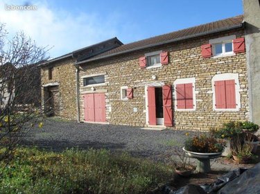 Location maison Bray 71250 Saône-et-Loire 125 m2 5 pièces 890 euros