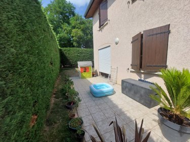 Location maison Bourg-en-Bresse 01000 Ain 84 m2 5 pièces 977 euros