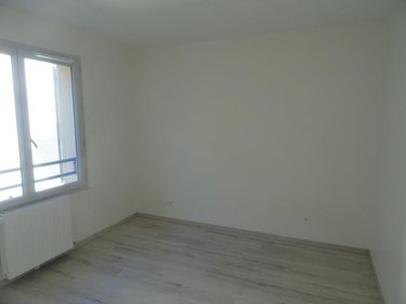 Location appartement Miribel 01700 Ain 84 m2 4 pièces 1201 euros