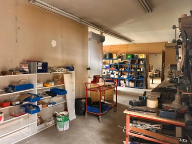 Fonds et murs commerciaux a vendre Bar-sur-Seine 10110 Aube 400 m2  264600 euros