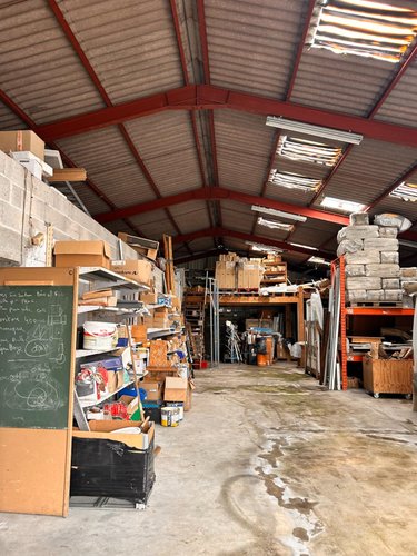 Fonds et murs commerciaux a vendre Bar-sur-Seine 10110 Aube 400 m2  264600 euros