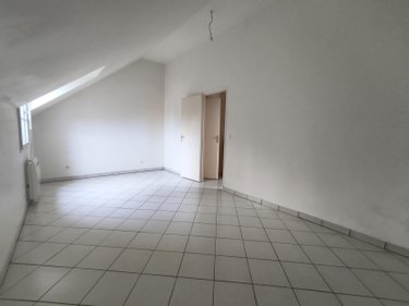 Location appartement Ivry-la-Bataille 27540 Eure 47 m2 2 pièces 510 euros