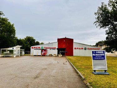 Fonds et murs commerciaux a vendre Les Riceys 10340 Aube 500 m2  588000 euros