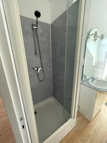 Location appartement Condé-en-Normandie 14110 Calvados 31 m2 1 pièce 300 euros