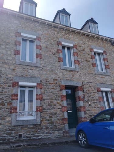 Maison a vendre Guingamp 22200 Côtes-d'Armor 167 m2 11 pièces 184450 euros
