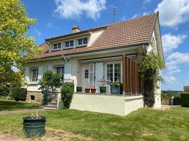 Location maison Vitry-en-Charollais 71600 Saône-et-Loire 140 m2 6 pièces 850 euros