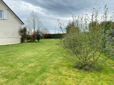 Location maison Vitry-en-Charollais 71600 Saône-et-Loire 140 m2 6 pièces 850 euros