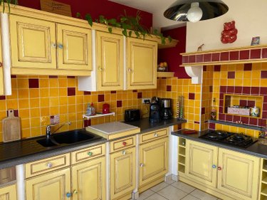 Location maison Vitry-en-Charollais 71600 Saône-et-Loire 140 m2 6 pièces 850 euros
