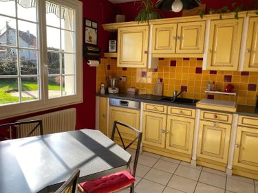 Location maison Vitry-en-Charollais 71600 Saône-et-Loire 140 m2 6 pièces 850 euros