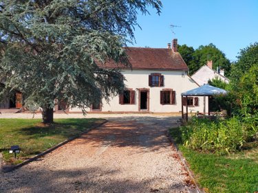 Maison a vendre Villeneuve-les-Genêts 89350 Yonne 229 m2 8 pièces 229360 euros