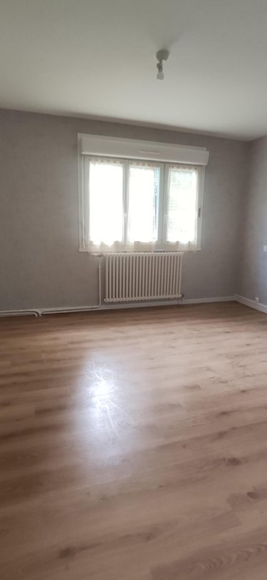 Location maison Villaines-la-Gonais 72400 Sarthe 128 m2 5 pièces 620 euros