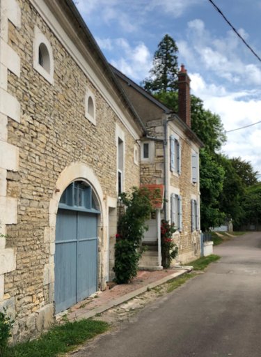 Maison a vendre Thury 89520 Yonne 190 m2 8 pièces 161000 euros