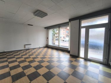 Location fonds et murs commerciaux Péronnas 01960 Ain  700 euros