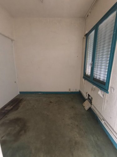 Location fonds et murs commerciaux Péronnas 01960 Ain  700 euros