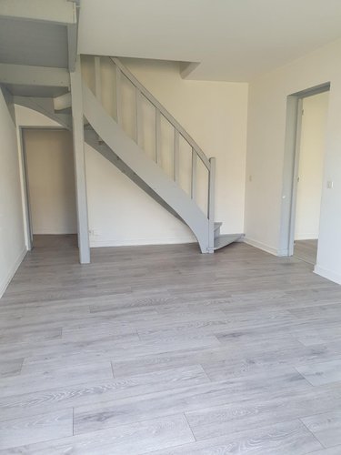 Location appartement La-Ferté-Bernard 72400 Sarthe 44 m2 2 pièces 440 euros