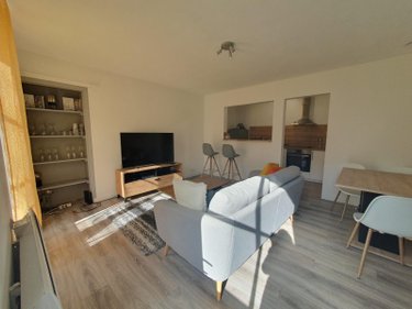 Location appartement La-Ferté-Bernard 72400 Sarthe 37 m2 2 pièces 440 euros