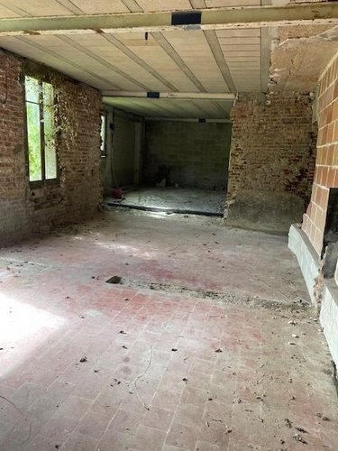 Immeuble a vendre Charmes 02800 Aisne 250 m2  46500 euros