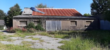 Bien agricole a vendre Guiscriff 56560 Morbihan  29680 euros