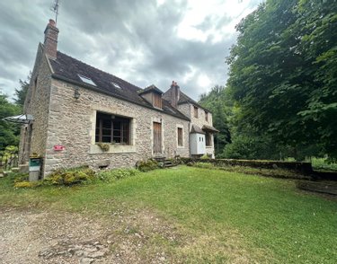 propriete a vendre Magny 89200 Yonne 240 m2 14 pièces 468000 euros
