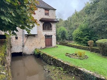 propriete a vendre Magny 89200 Yonne 230 m2 14 pièces 468000 euros