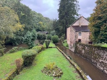 propriete a vendre Magny 89200 Yonne 230 m2 14 pièces 468000 euros