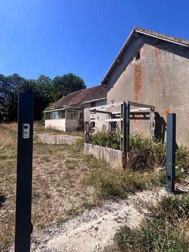 Maison a vendre Saint-Aubin-de-Locquenay 72130 Sarthe 132 m2 8 pièces 50000 euros