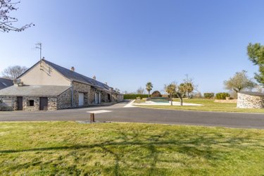 Maison a vendre Ligné 44850 Loire-Atlantique 205 m2 8 pièces 596700 euros