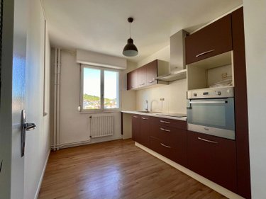 Appartement a vendre Clermont-Ferrand 63000 Puy-de-Dôme 80 m2 4 pièces 156000 euros