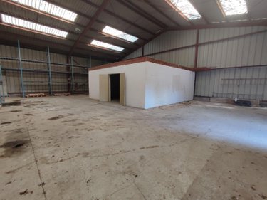 Location fonds et murs commerciaux Saint-Didier-des-Bois 27370 Eure 300 m2  1100 euros