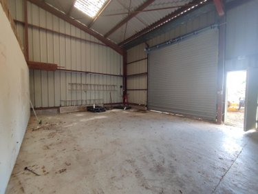 Location fonds et murs commerciaux Saint-Didier-des-Bois 27370 Eure 300 m2  1100 euros