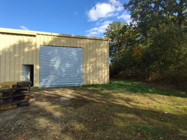 Location fonds et murs commerciaux Saint-Didier-des-Bois 27370 Eure 300 m2  1100 euros