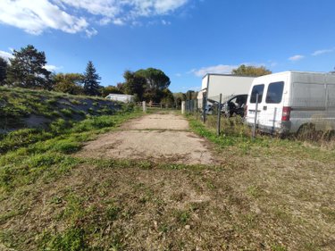 Location fonds et murs commerciaux Saint-Didier-des-Bois 27370 Eure 300 m2  1100 euros