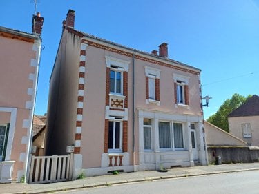 Maison a vendre Issy-l'Évêque 71760 Saône-et-Loire 139 m2 6 pièces 77000 euros