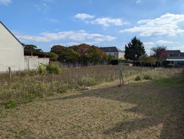 Terrain a batir a vendre La Ville-aux-Dames 37700 Indre-et-Loire 763 m2  136500 euros