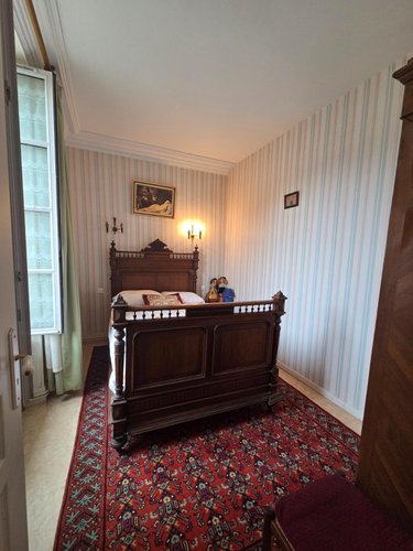 Immeuble a vendre Sauveterre-de-Rouergue 12800 Aveyron 241 m2  199500 euros