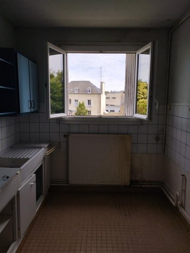 Appartement a vendre Guingamp 22200 Côtes-d'Armor 53 m2 4 pièces 98766 euros