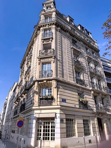 Appartement a vendre Paris 18e arrondissement 75018 Paris 72 m2 3 pièces 790000 euros