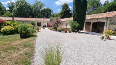 Maison a vendre Barbezieux-Saint-Hilaire 16300 Charente 328 m2 9 pièces 550000 euros
