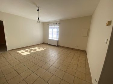 Location appartement Cluny 71250 Saône-et-Loire 77 m2 3 pièces 662 euros