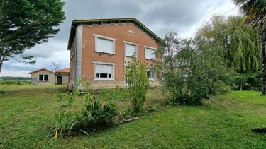 Maison a vendre Jonzac 17500 Charente-Maritime 160 m2 9 pièces 262500 euros
