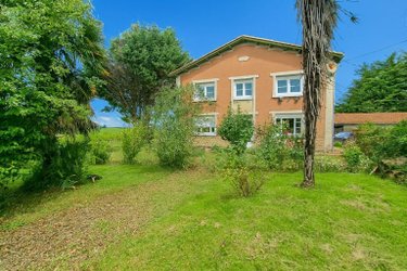 Maison a vendre Jonzac 17500 Charente-Maritime 160 m2 9 pièces 231000 euros