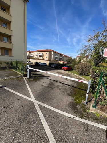 Appartement a vendre Bourg-en-Bresse 01000 Ain 74 m2 5 pièces 106000 euros