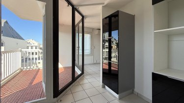 Location appartement Saint-Denis 97400 Réunion 90 m2 3 pièces 1400 euros