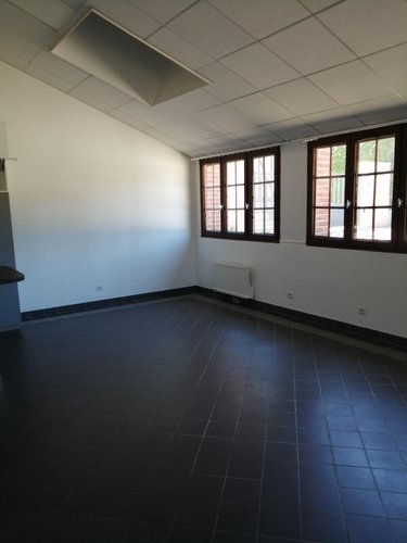 Location maison Grand-Bourgtheroulde 27520 Eure 100 m2 3 pièces 845 euros